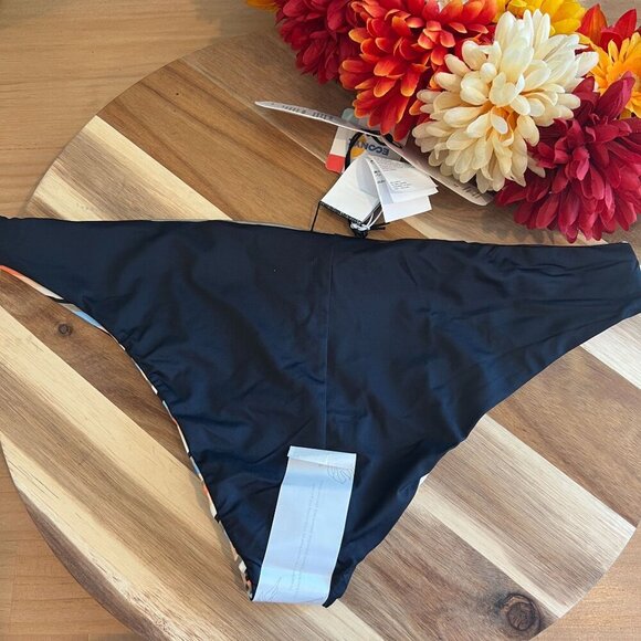 PrAna Womens Gemma Reversible Swim Bottom LARGE in Water Stripe - Picture 4 of 5